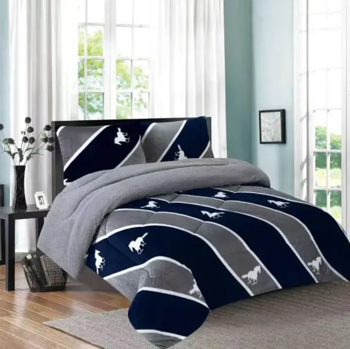 Hore Blue Heavy Woolen Duvet (5*6) — image 1