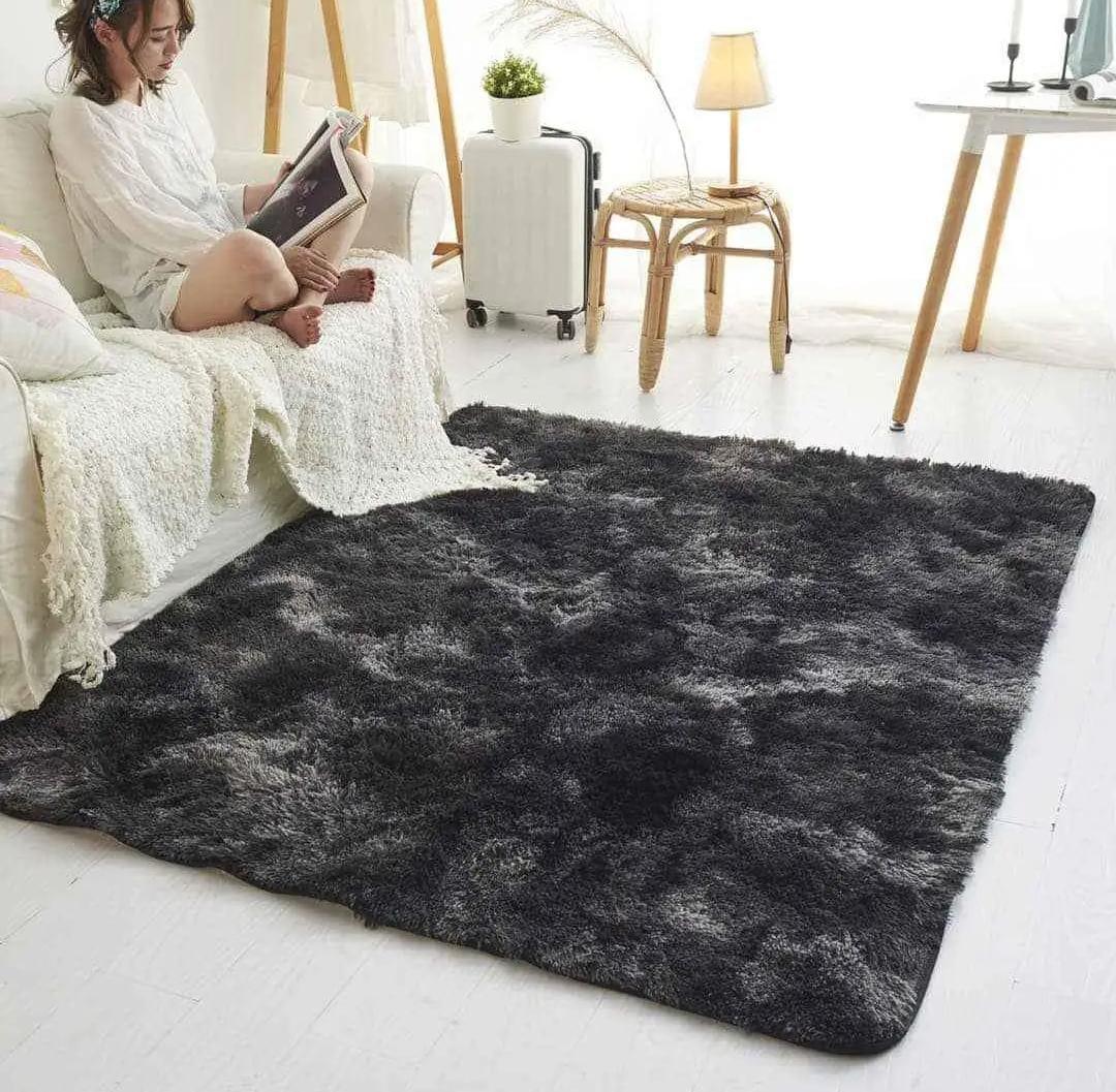 Black Fluffy Carpet — image 1